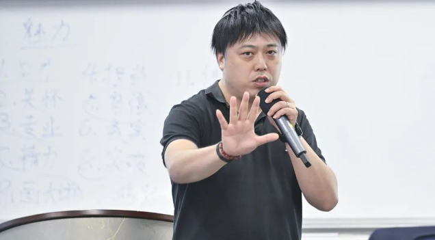 图片关键词